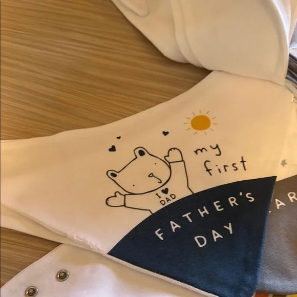 Colorful Holiday Baby Bandana Bib Set - Picture 12 of 14